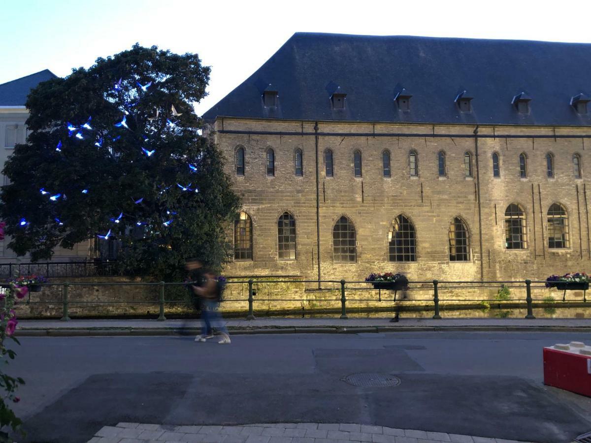 Studio Medieval City Center At River De Leie 헨트 외부 사진